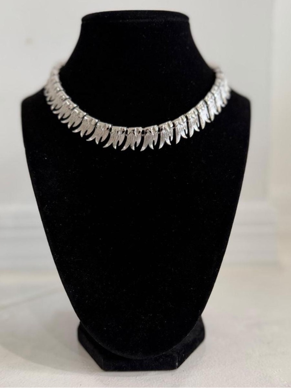 Vintage Coro Silver Choker Necklace - Silver